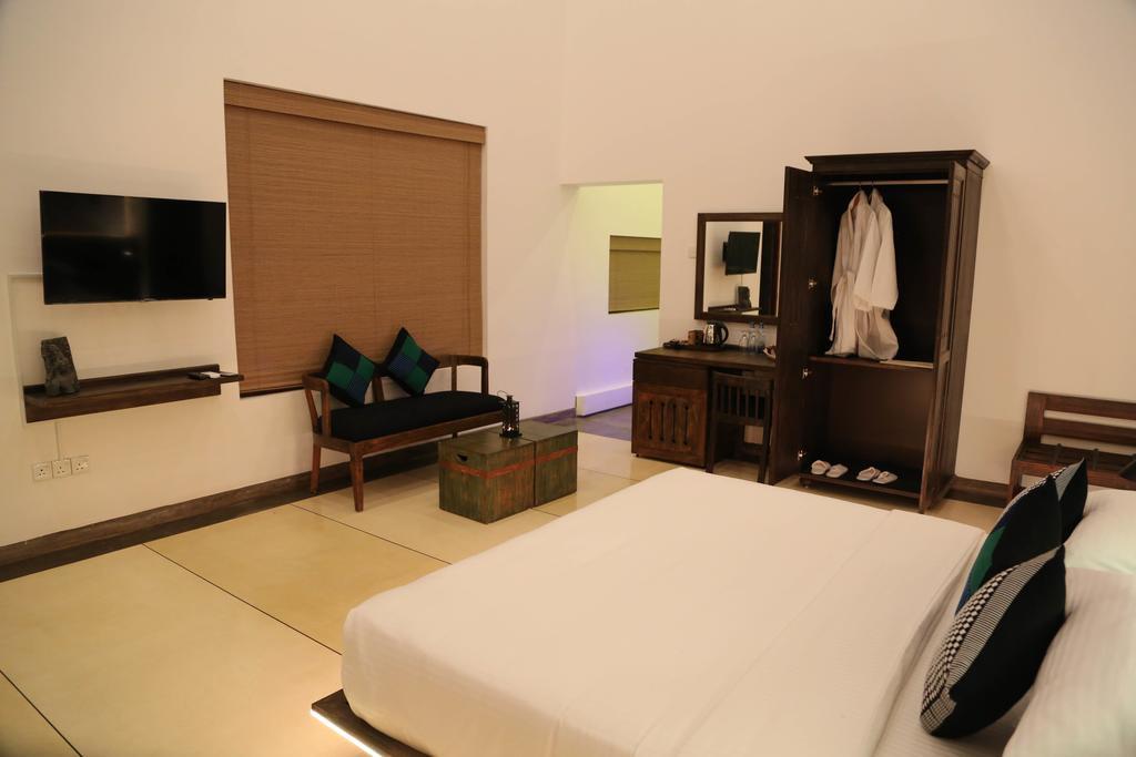 Tranquil Negombo Boutique Hotel Exterior foto