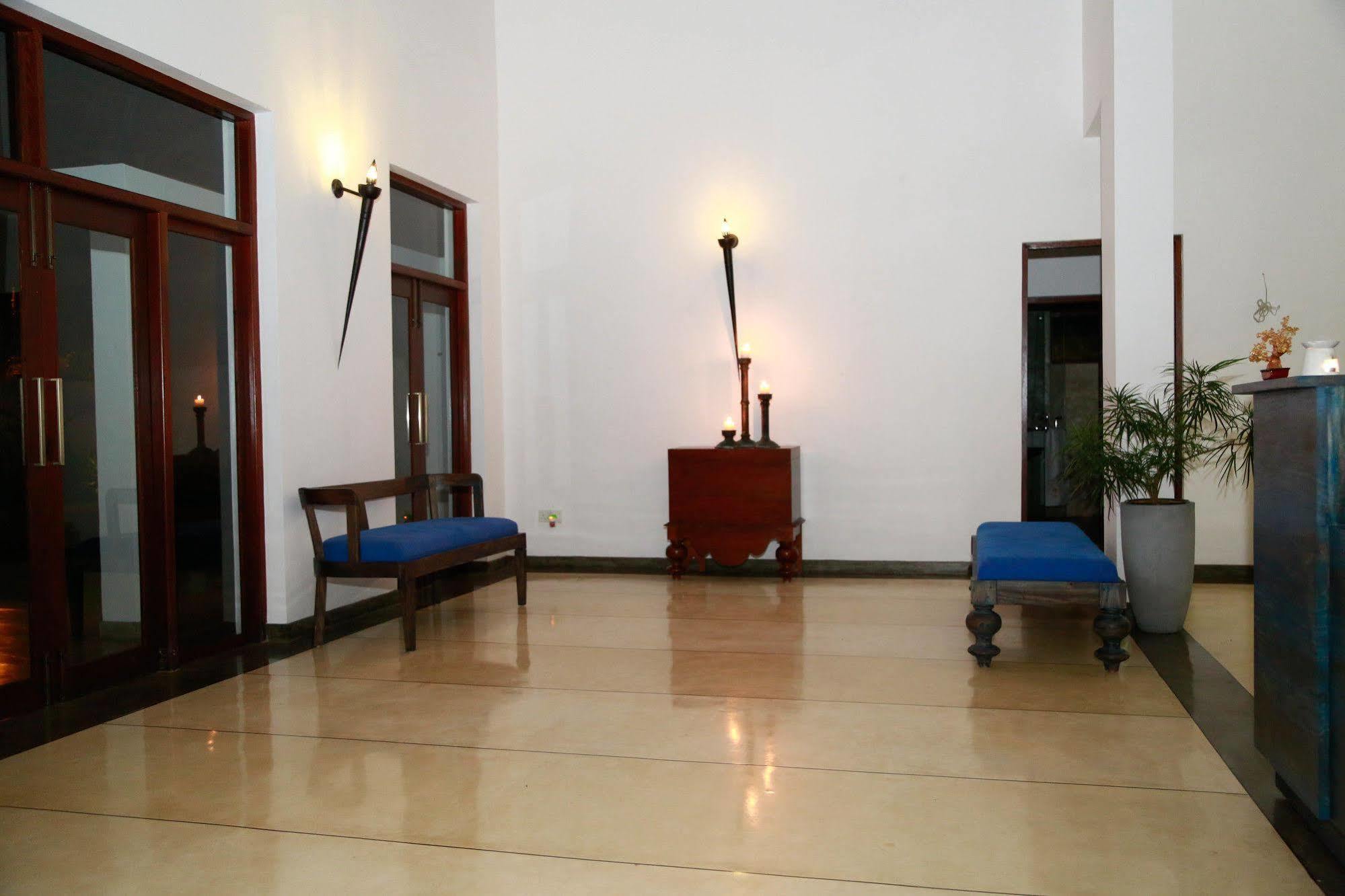 Tranquil Negombo Boutique Hotel Exterior foto