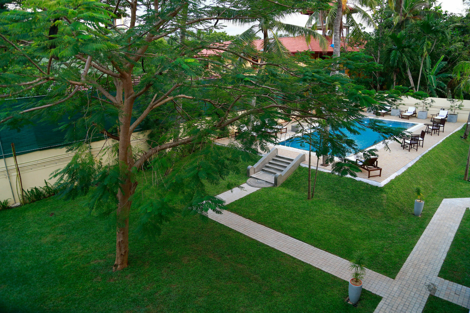 Tranquil Negombo Boutique Hotel Exterior foto